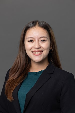 Yakeleen Almazan '25